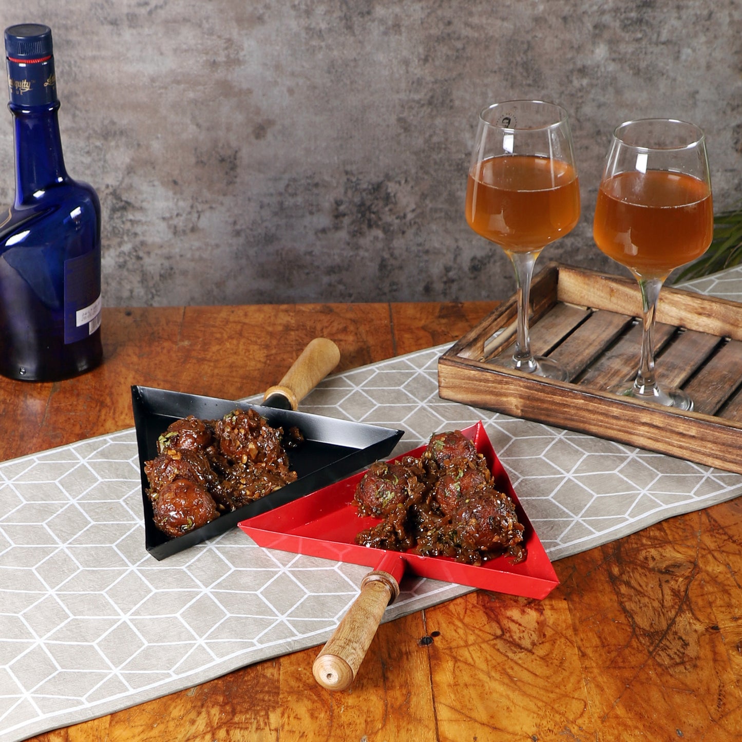 Khurpi Platter Set