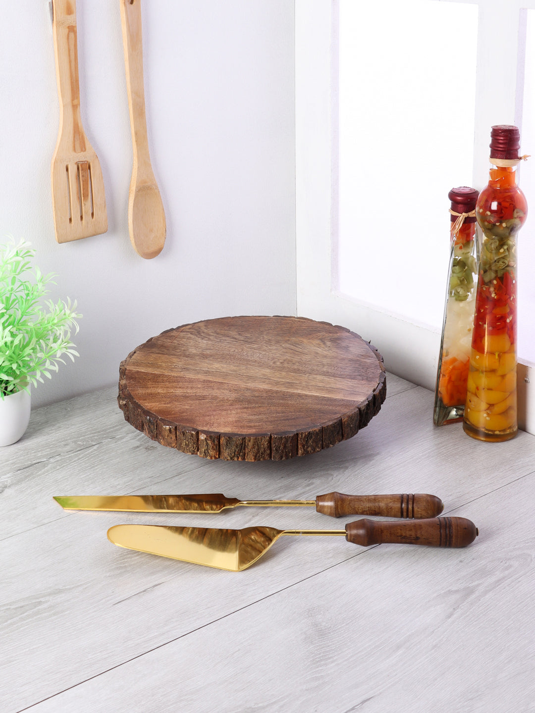 Mango Wood Revolving Cake Platter with Server