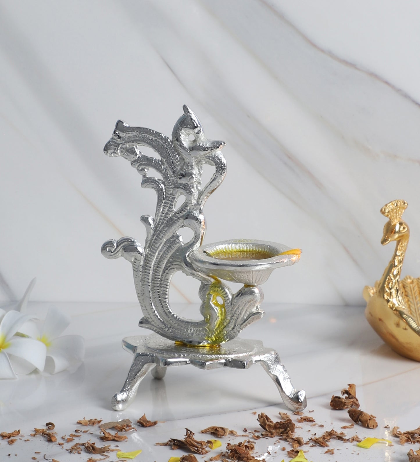 Silver ALuminum Peacock Dia
