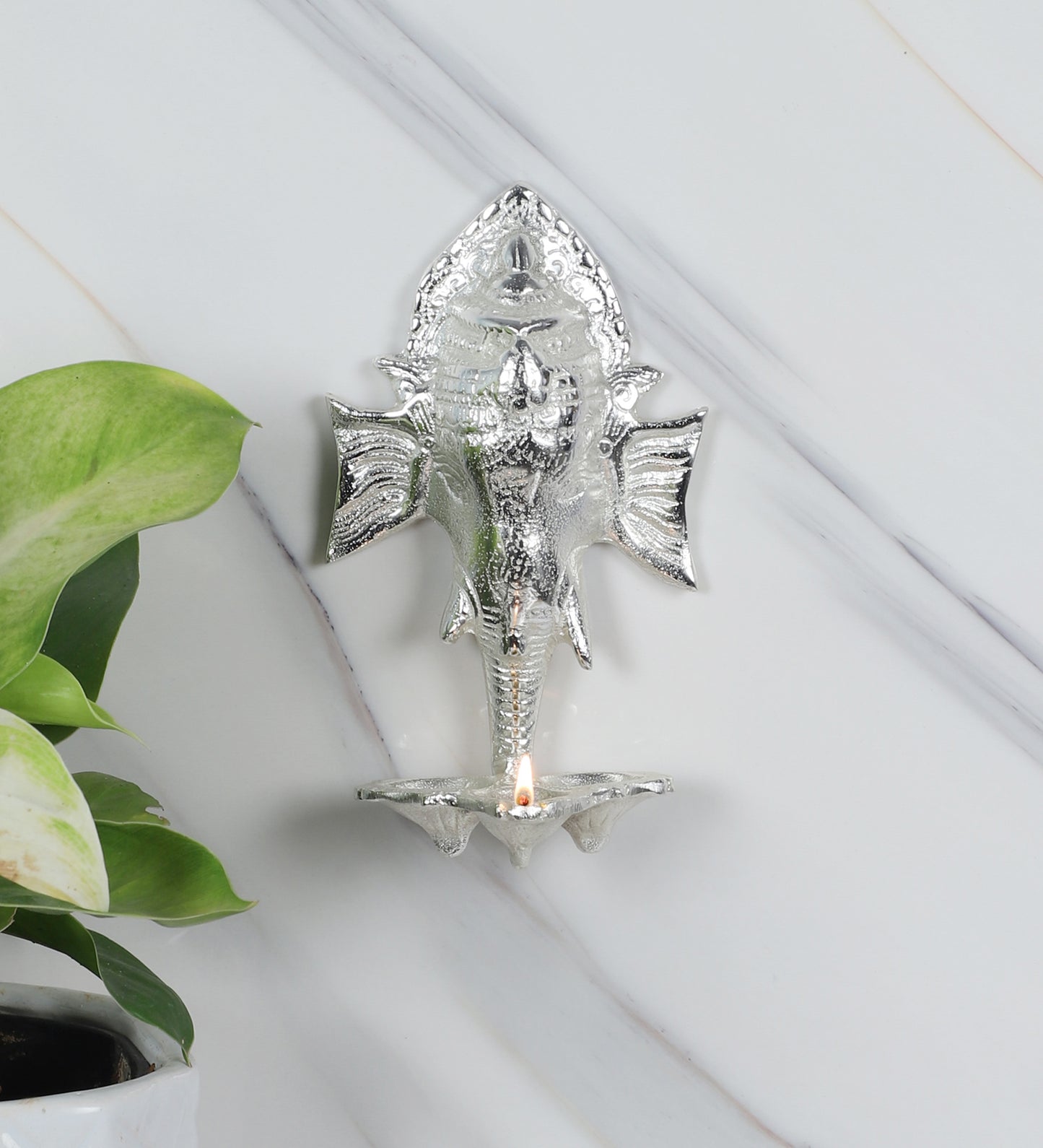 Wall Silver ALuminum Elephant DIa