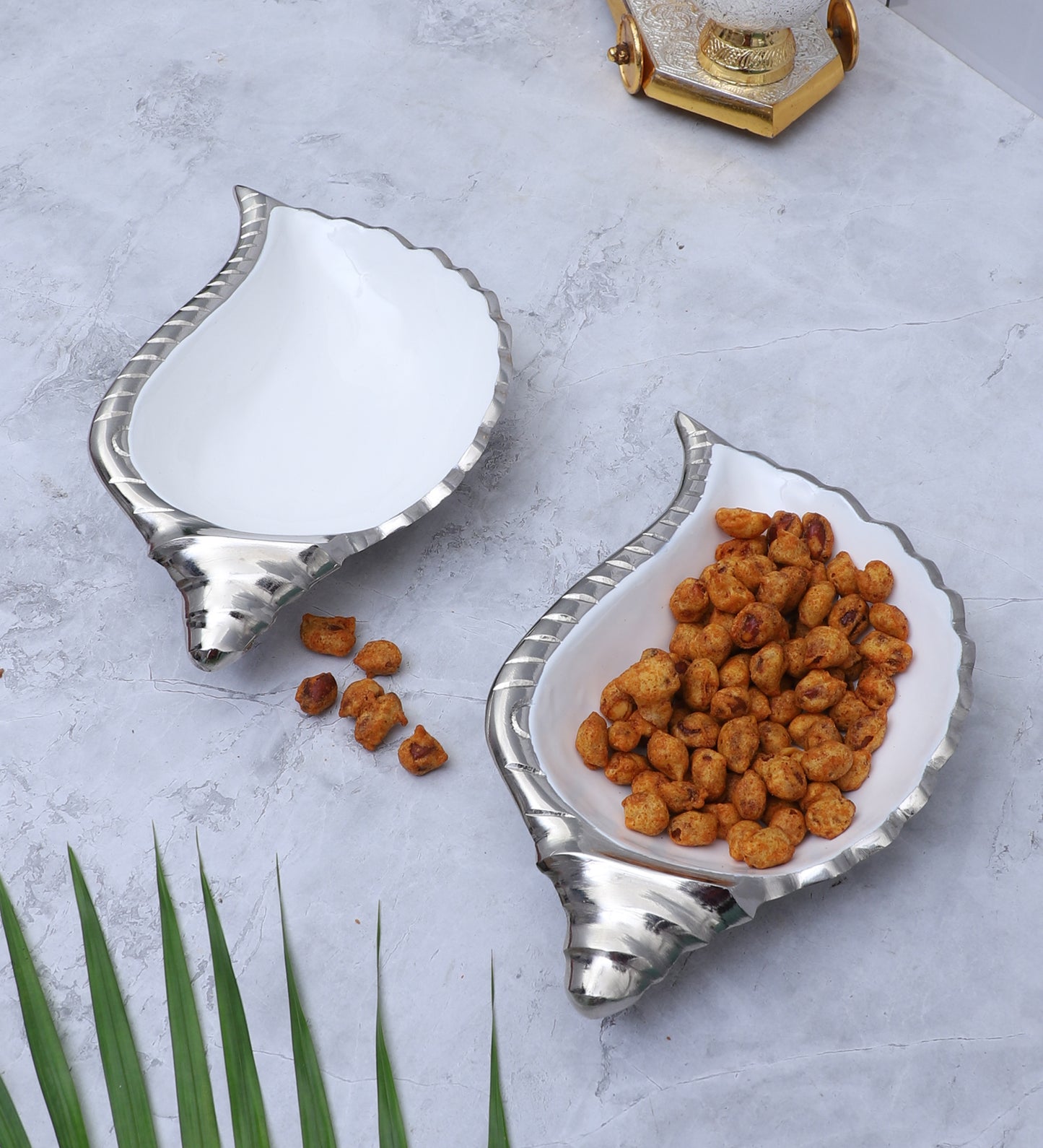 Shankh Shape Aluminium Platter Set of 2