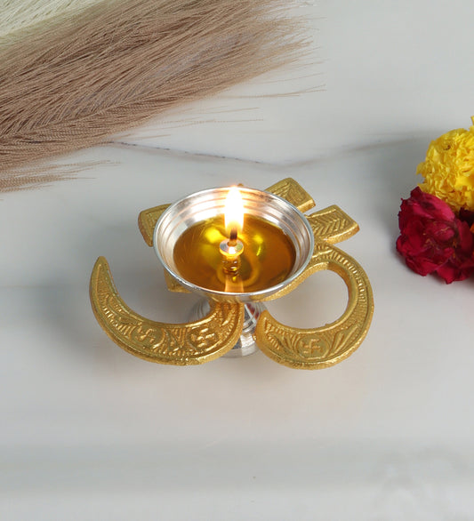 Aluminium Om Diya