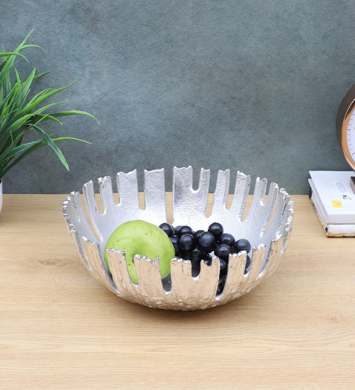 SIlver Striped Aluminium Fruit Bowl