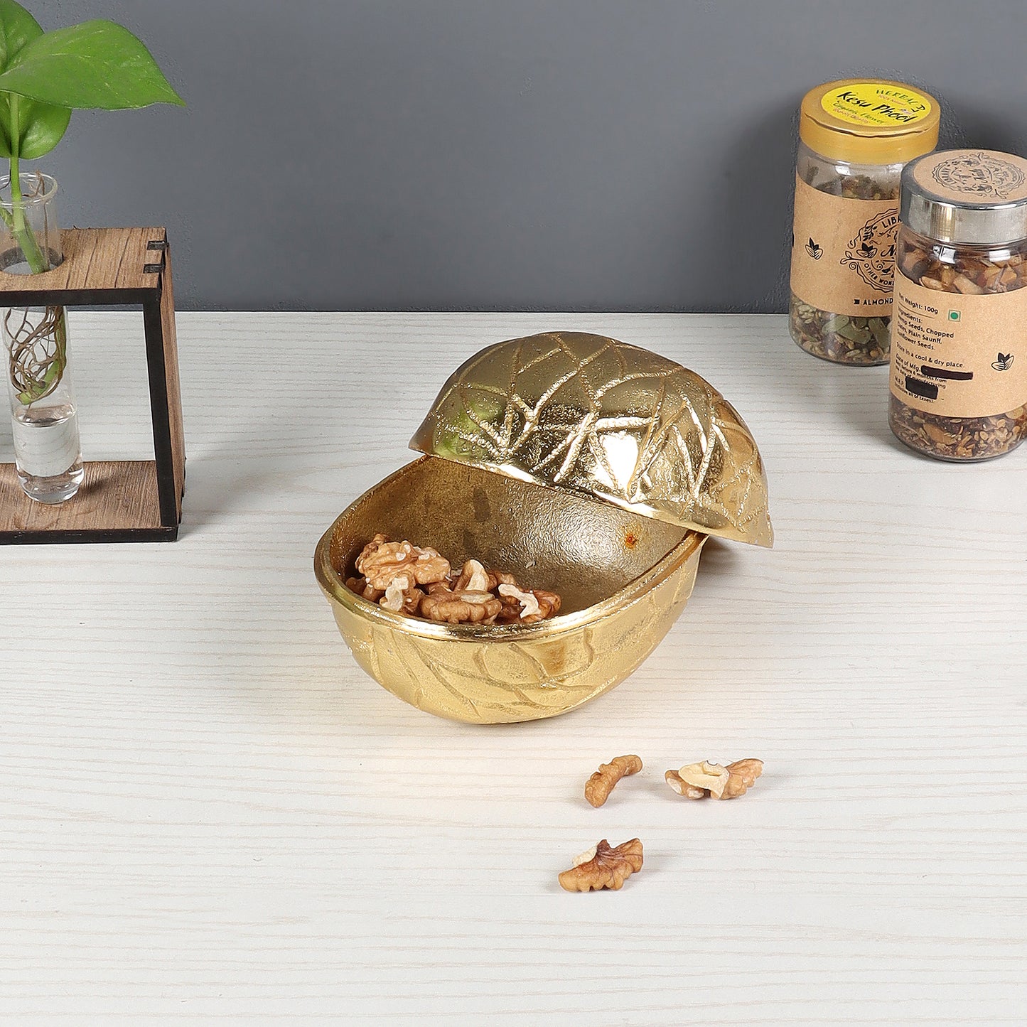 Aluminium Walnut Platter