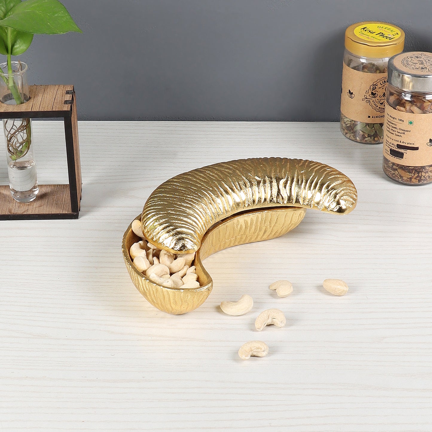 Aluminium Cashew Platter