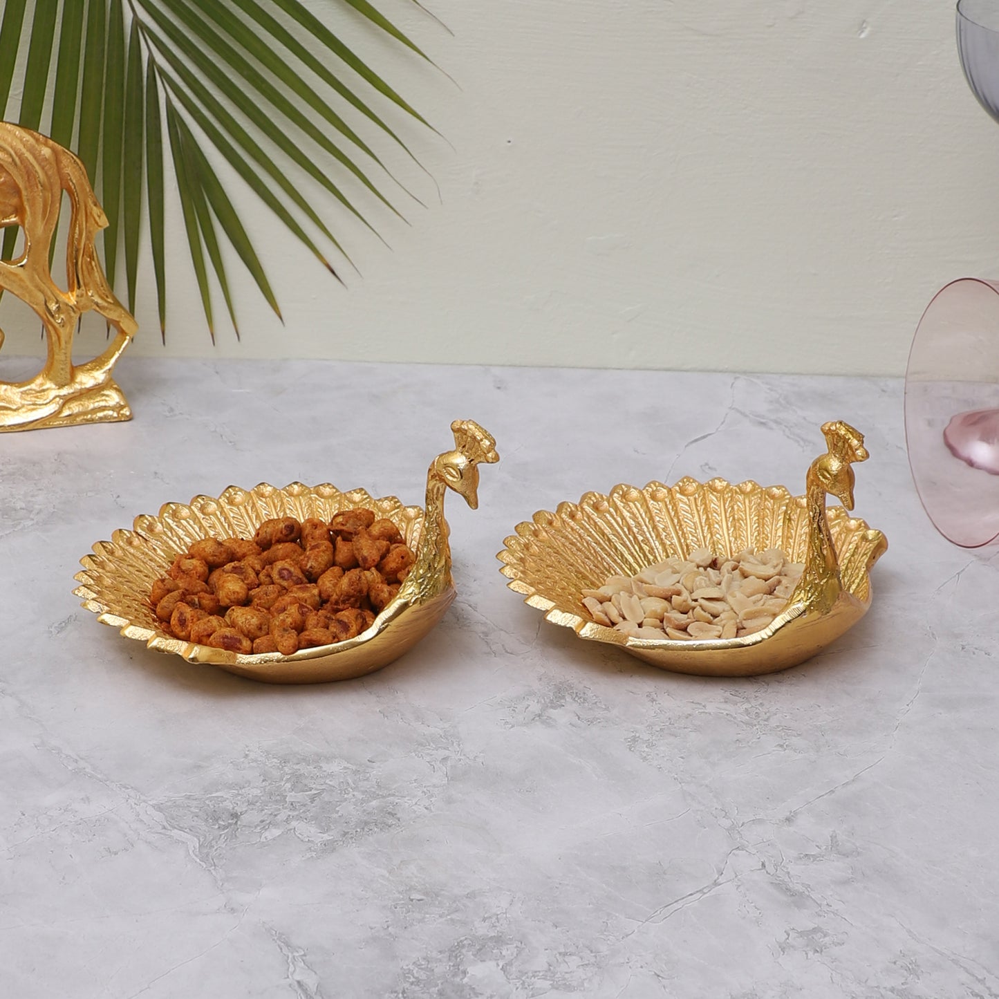 Peacock Aluminium Platter Set of 2